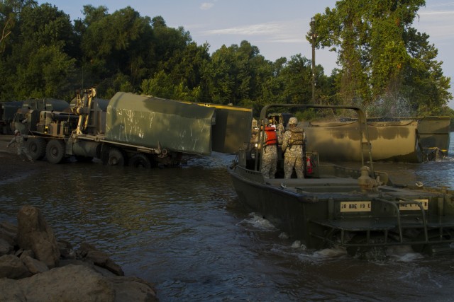 Army Reserve, active Army engineers bridge the gap on training