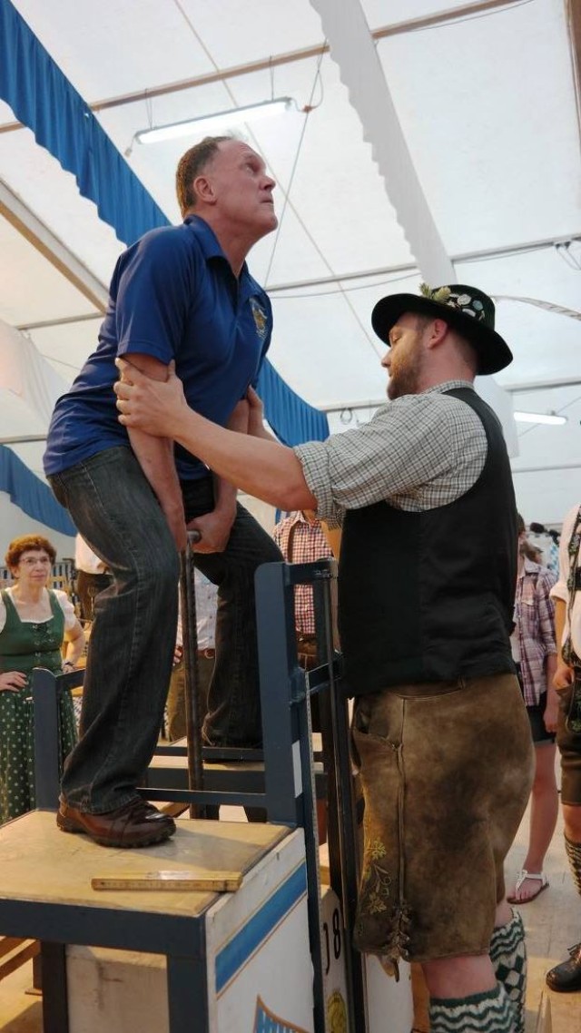 Marshall Center Professor Tries Steinheben at Local Festival
