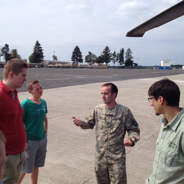 German students visit Army Europe headquarters