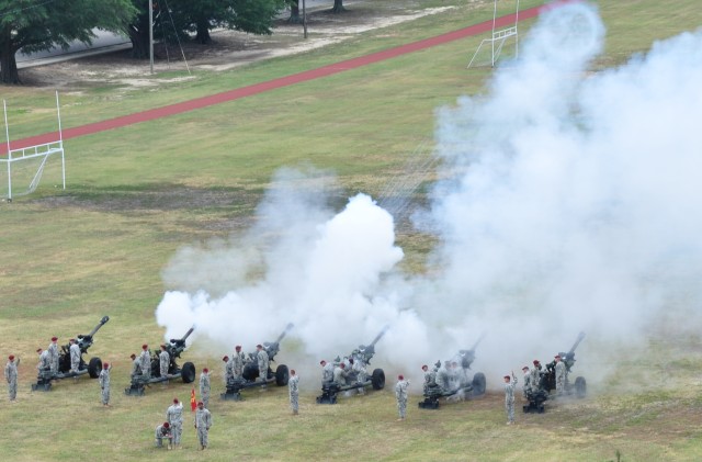 FORSCOM Change of Command, cannon salute