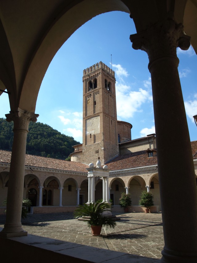 Vaulted cloister