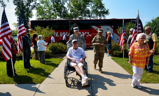 RIA Soldiers participate in first 'flightless' Honor Flight