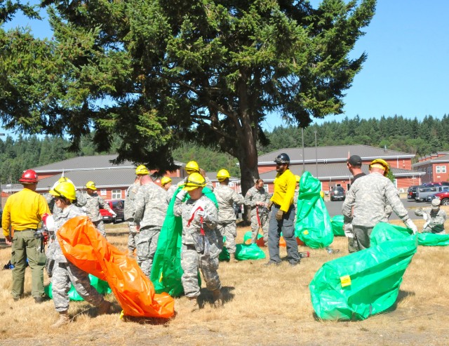 Active-duty Soldiers to join Guard in battling wildfires