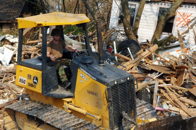 Soldiers remember Hurricane Katrina on 10th anniversary