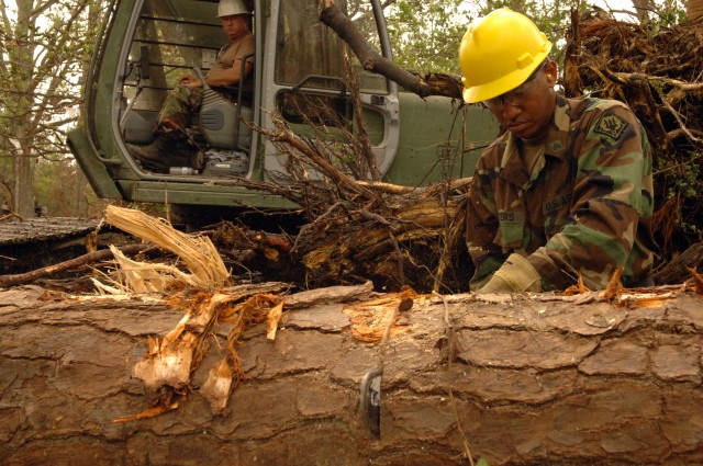 Soldiers remember Hurricane Katrina on 10th anniversary