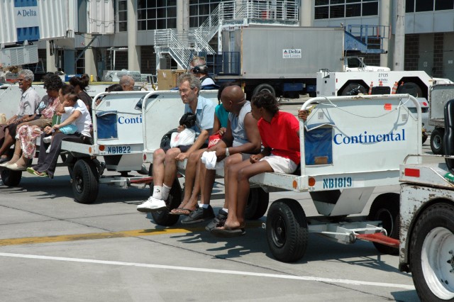 Soldiers remember Hurricane Katrina on 10th anniversary