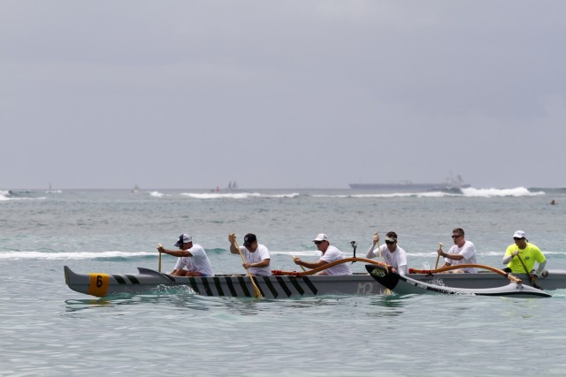 Wounded Warriors celebrated by Pacific Sustainers during canoe race