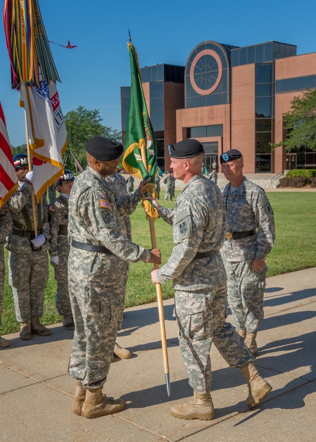 New commandant takes charge of USAMPS at Fort Leonard Wood