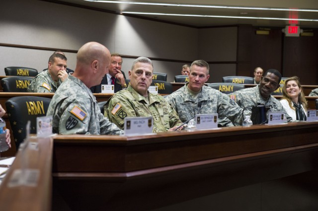 Army Chief of Staff visits Fort Leonard Wood