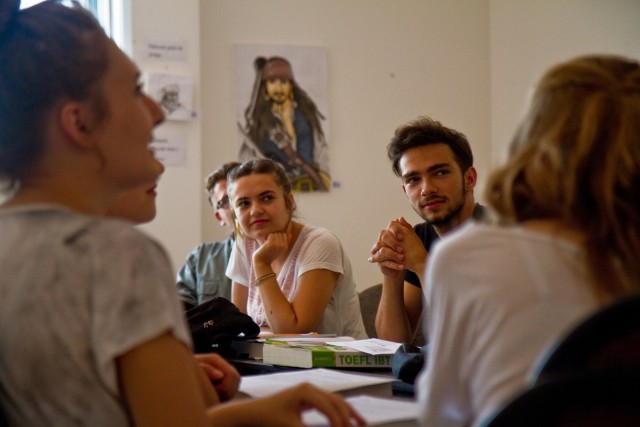 Opening doors: Bondsteel Soldiers prepare Kosovo teens for English certification test