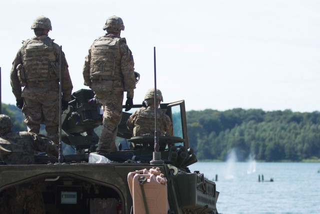 US Soldiers train with Polish service members