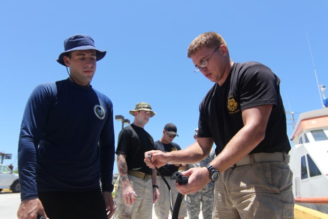 Army divers partner with Coast Guard in support of Saipan recovery