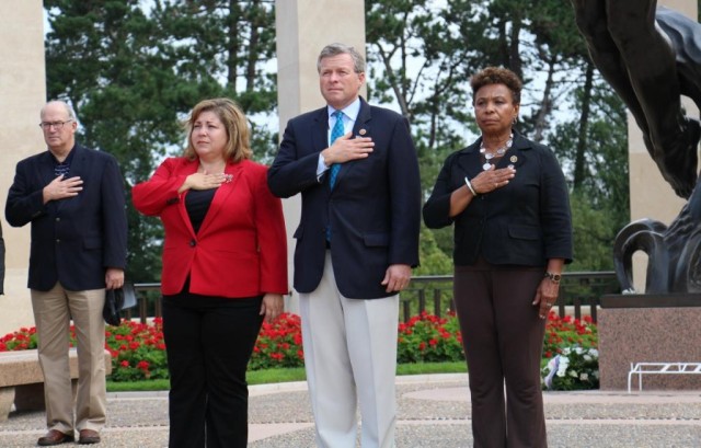 Hodges, congressional delegation pay respects in Normandy