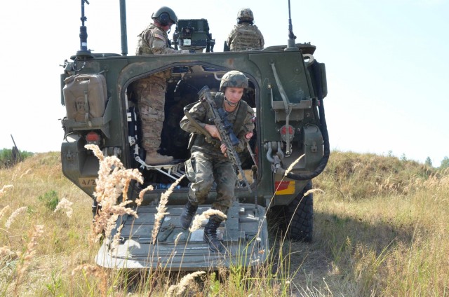 US, Poland conduct section live-fire exercise