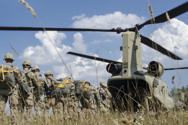 12th Combat Aviation Brigade supports 173rd with new Chinooks