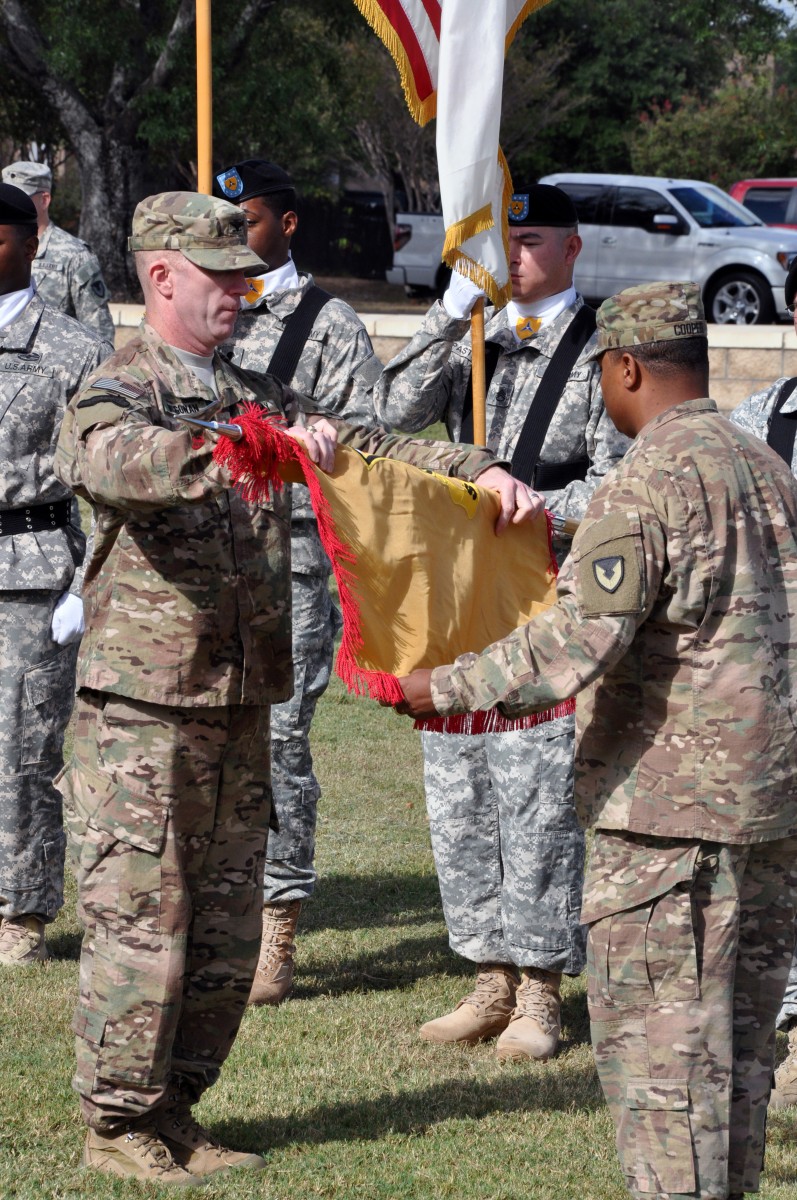 418th CSB Uncases Its Colors, Welcomes New Commander | Article | The ...