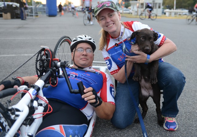 Vice chief, supporters honor wounded vets on Ride 2 Recovery