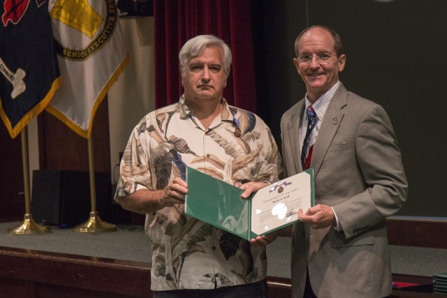 USASOC awards G9 staff for civilian service