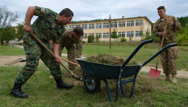 Sky Soldiers lead outreach project at Bulgarian school
