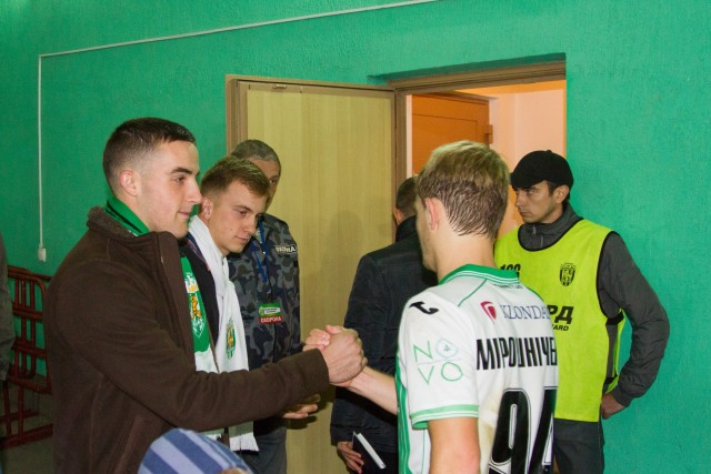 Paratroopers spend a fall Sunday at the football stadium, Ukrainian-style