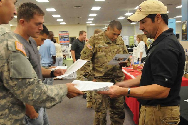 Soldiers prepare for civilian life after Army