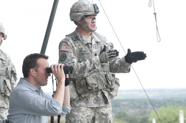 Under secretary visits Cav Soldiers