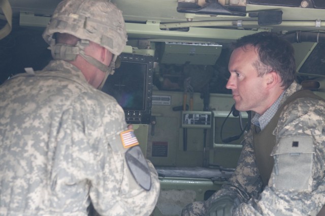 Under secretary visits Cav Soldiers