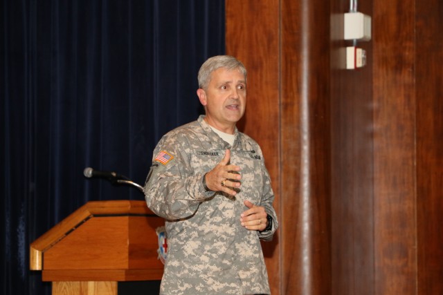 Col. Leiendecker closes the RHC-P Best Medic Competition