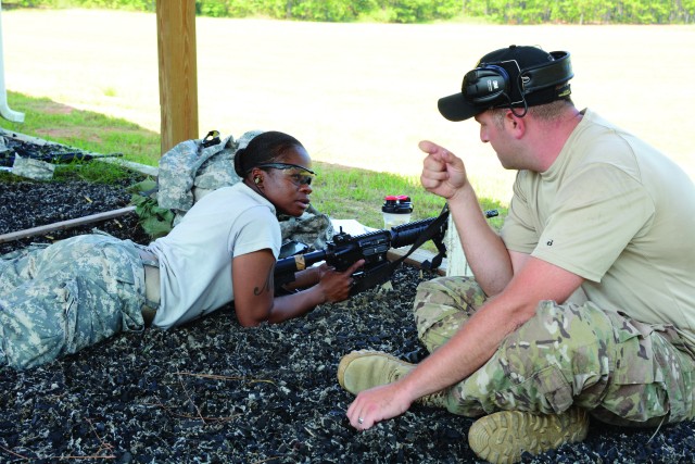 Shooting For Excellence Drill Sergeants Relearn Skills To Become 