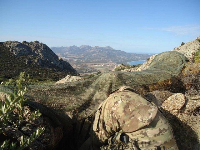 US, French Foreign Legion paratroopers conduct combined training in Corsica