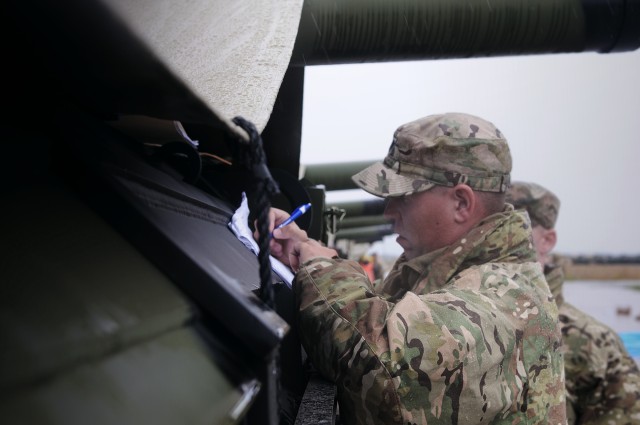 1st BCT, 3rd ID draws EAS equipment