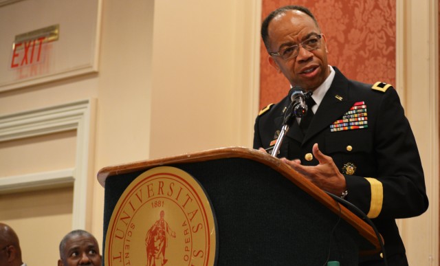 Reserve Soldier imparts 'general' knowledge at Tuskegee University