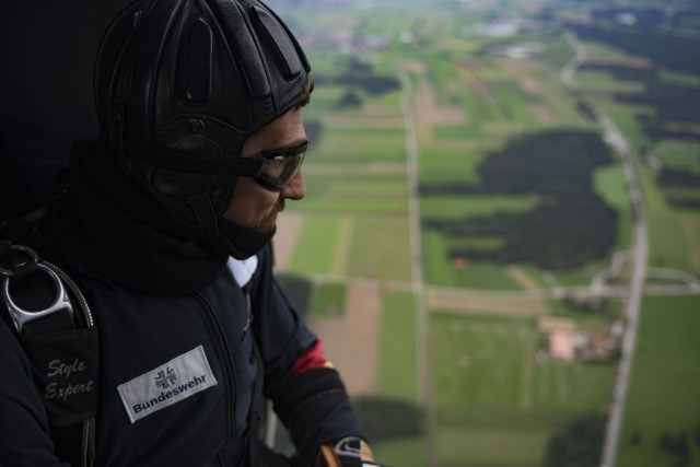 4-3 Provides Air Support to the German Parachute Team