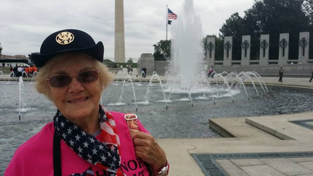 First all-female honor flight gets hero's welcome in Washington