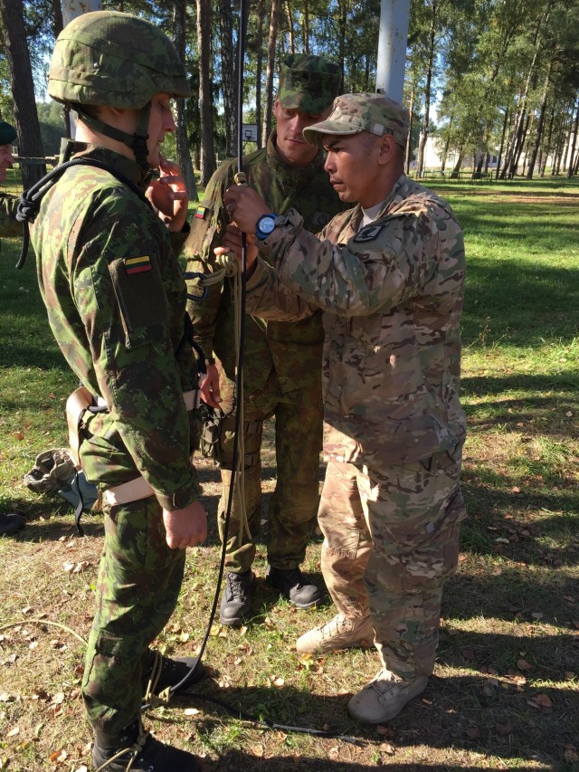 US, Lithuanian engineers compete for 'Best Sapper' title