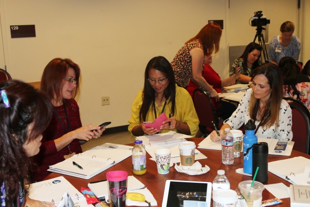 USASOC's Family Readiness team conducts spouse mentorship workshop