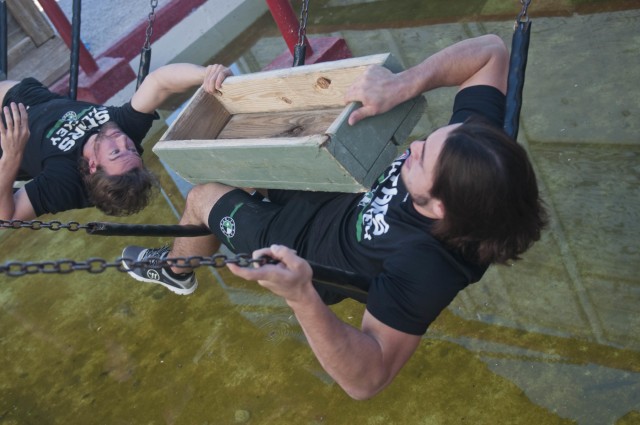 Texas Stars tackle Fort Hood obstacle course