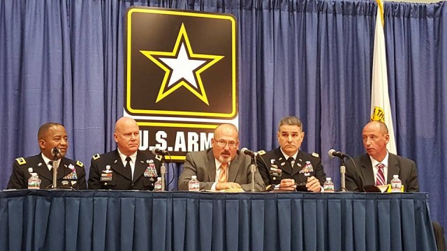 Leaders: Army must 'act differently' to modernize network, cyber 