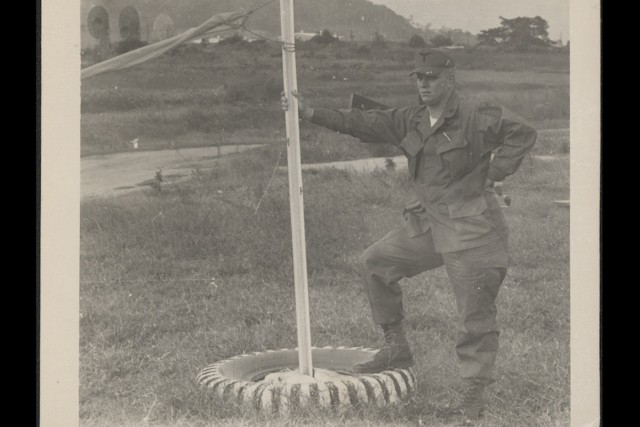 Vet used 'flags and wings' in 'Nam