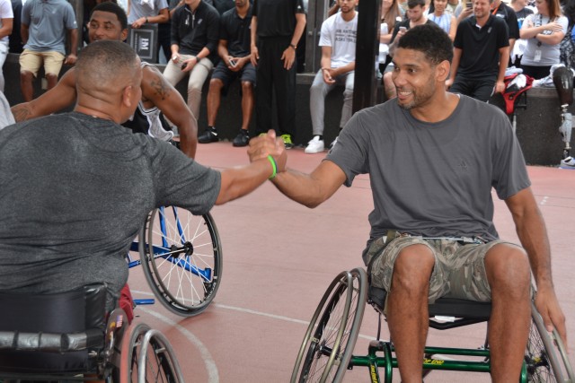 San Antonio Spurs visit CFI