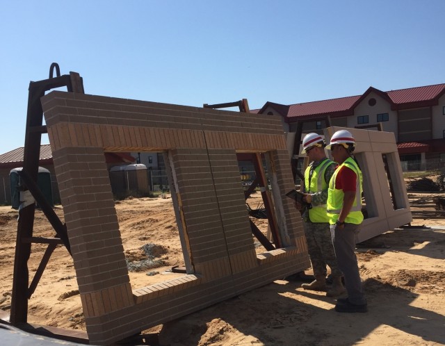 Junior engineers grow competent in USACE developmental program
