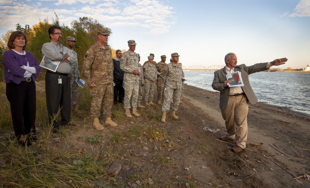 staff-ride-educates-asc-leaders-on-battle-tactics-article-the