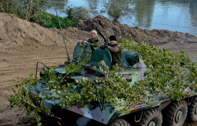 US, Romanian Soldiers bridge the gap
