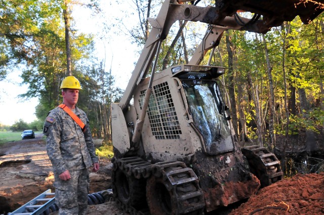 NC Guard's 878th and 875th Engineer Company flood relief mission in Hemingway, SC