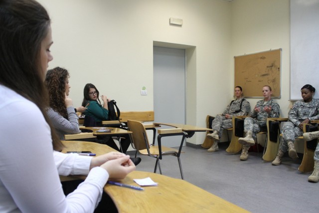 Citizen-Soldiers mentor female IT students in Kosovo