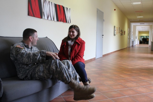 Citizen-Soldiers mentor female IT students in Kosovo