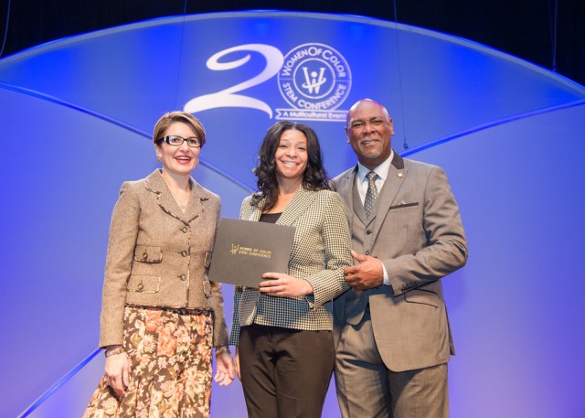 Huntsville Center engineer receives rising star award