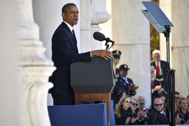 Obama stresses country's debt to veterans