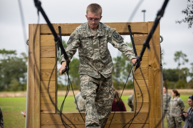 JROTC Cadets Train with Green Berets