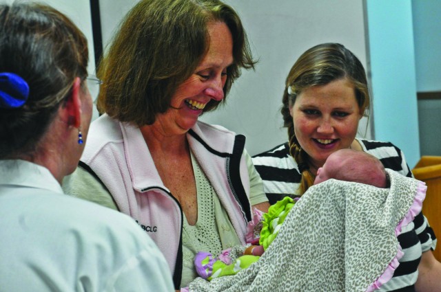Army issues essential policy for new mothers